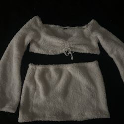 Fulffy White Crop Top & Skirt Set 