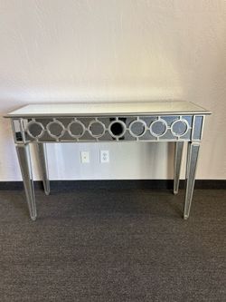 Entrance Table