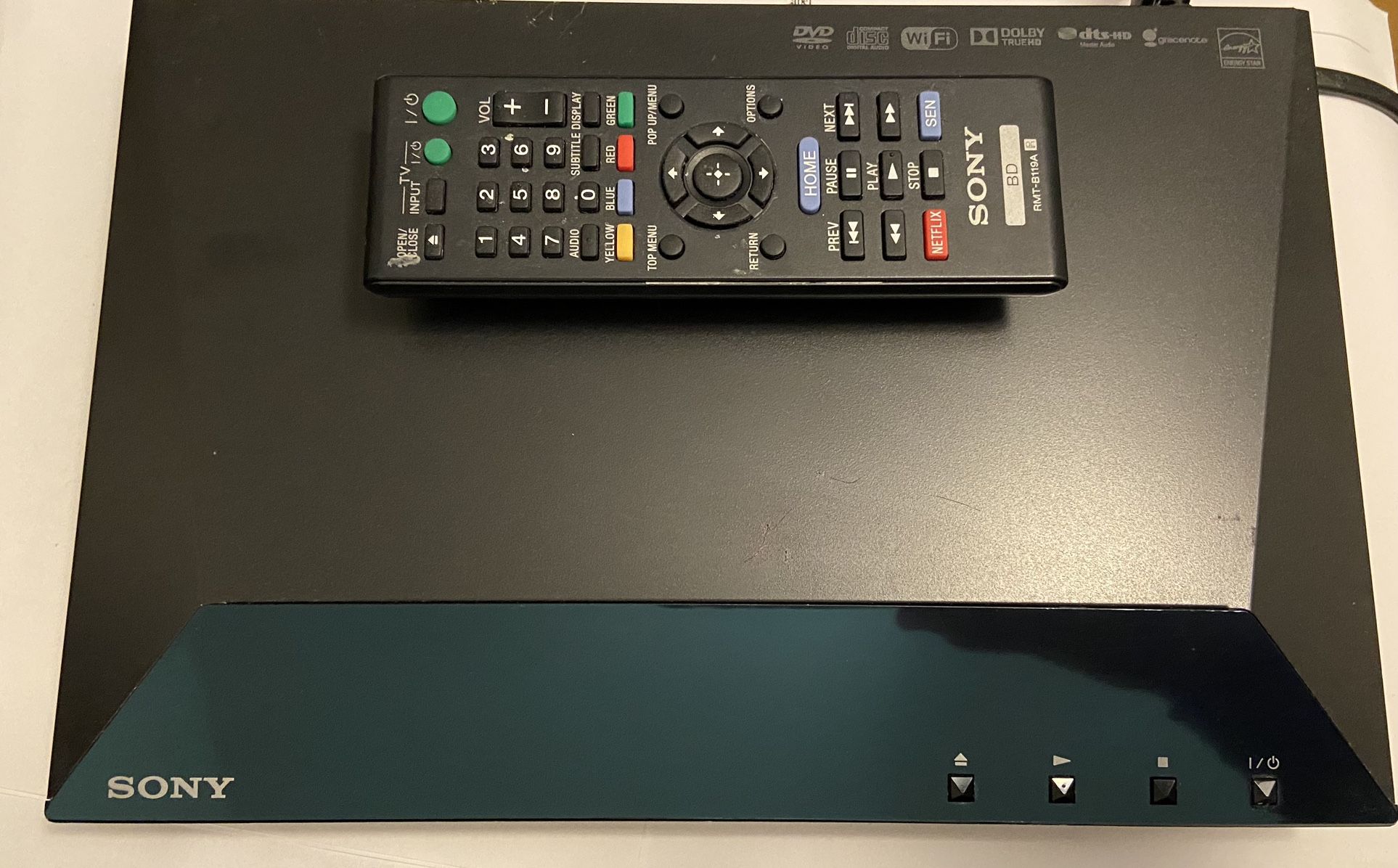 Sony BDP-S3100 Blu-Ray/DVD Player With Remote