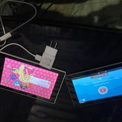 2 Android Tablets 
