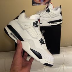 Jordan 4 Flight Club Size 8.5