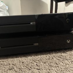 2 Xbox 1s