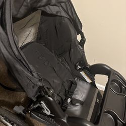 Stroller And Pack And Play 