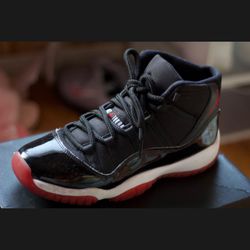 Jordan 11 “Bred”