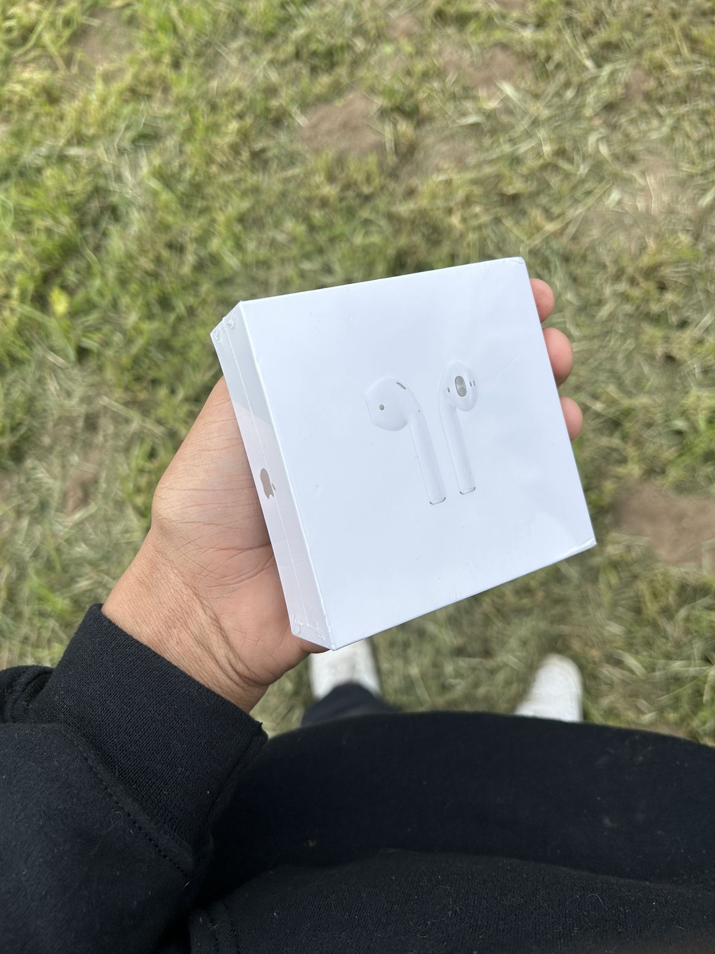 Apple AirPods 2nd gen Noise Cancelling with valid serial   