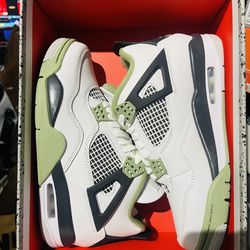 Women’s Size 8 Nike And Jordan Shoes