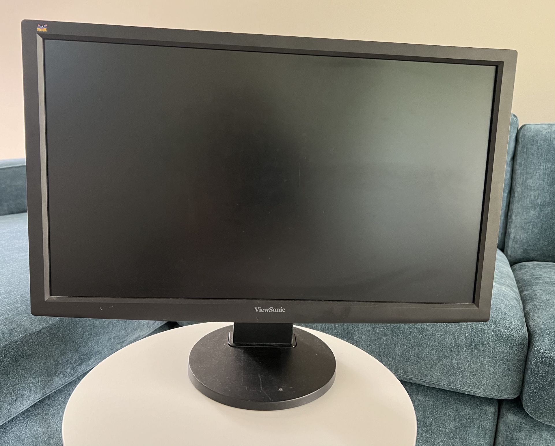 24” FHD Viewsonic Monitor HDMI, VGA, DVI inputs Height adjustable, pan/tilt/ swivel VESA mount compatible