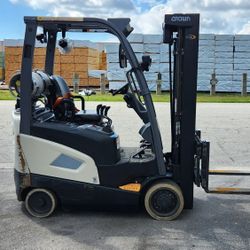 2021 Crown Forklift 3000 Lbs Capacity 