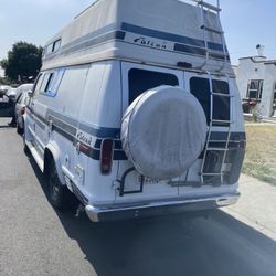 Ford Econoline 350 