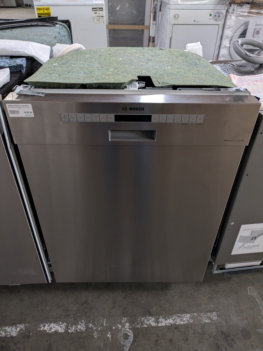 Bosch 300 Series SHE53B75UC
24 Inch Full Console Built-In Smart Dishwasher