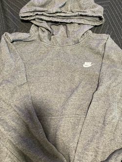 Grey sweat shirt