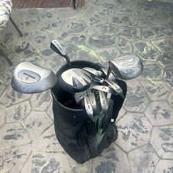 Set Of Golf Clubs 