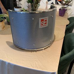 TRADE - SE Electronics Reflexion Filter Pro (No bracket)