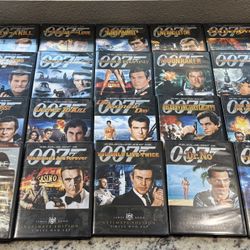 James Bond Ultimate collection 40 DVDs ! 20 Movies!  Loaded With Extra Features! Classic 007! 🎥 🍿🍸 