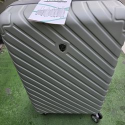 Travel Suitcase 20"Carry Silver Color Hard Shell New With Tags Combination Lock Extra Lightweight Expandable Waterproof 8 Wheels Spinner New With Tags