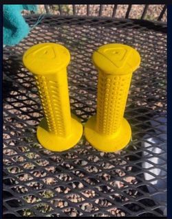Am’E Cam Grips OLDSCHOOL