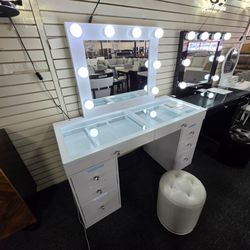 Luxury Vanity 🚚WE DELIVER🚚