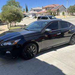 2020 Nissan Altima 