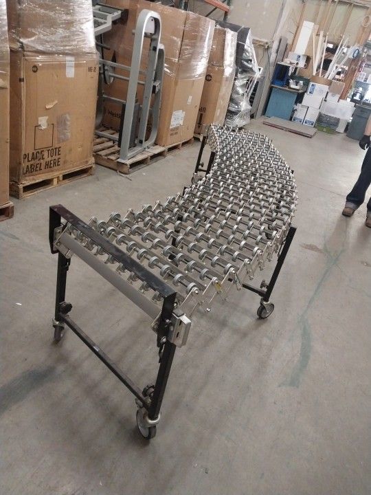 12' Flexible Adjustable Roller Table