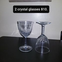 2 Crystal glasses 