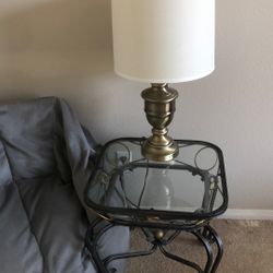2 End table 1 Half Table 2 Lamps And  2 Beene Bags For Freu