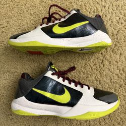 Size 9.5 - Nike Zoom Kobe 5 Protro 2020 Chaos (Pre Owned With Scuffs Creases And Wear On Soles)