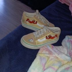 Elmo Vans 