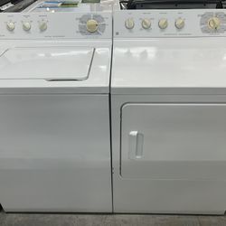 Matching GE Washer Dryer Set 