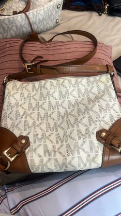 Mk cross body