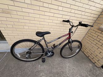 good condition Bike terra nova Huffy good condition