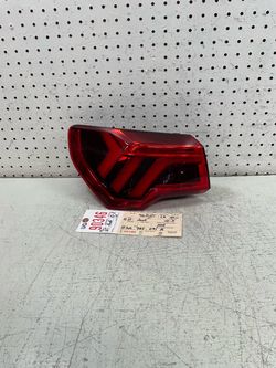 2019 2025 AUDI Q3 Q-3 LEFT SIDE TAIL LIGHT OEM
