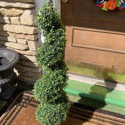 Four foot faux spiral topiary 