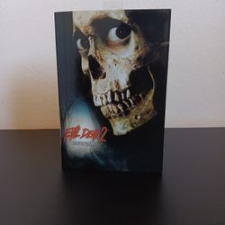 Evil Dead 2 Dead By Dawn Ash Figure