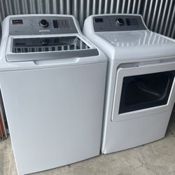 Great Condition Crosley  Professional Washer And Dryer 