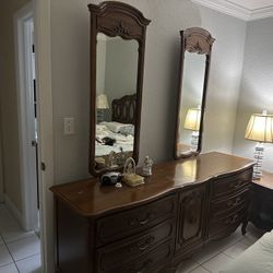 Vintage Solid Wood Bedroom Set