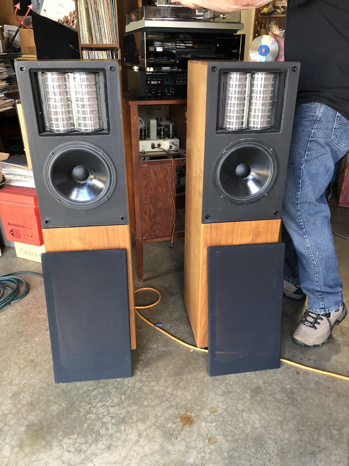 Scarce Ultra Rare Linaeum LT1000 speakers, calling all audiophiles for Sale in Bellevue, WA