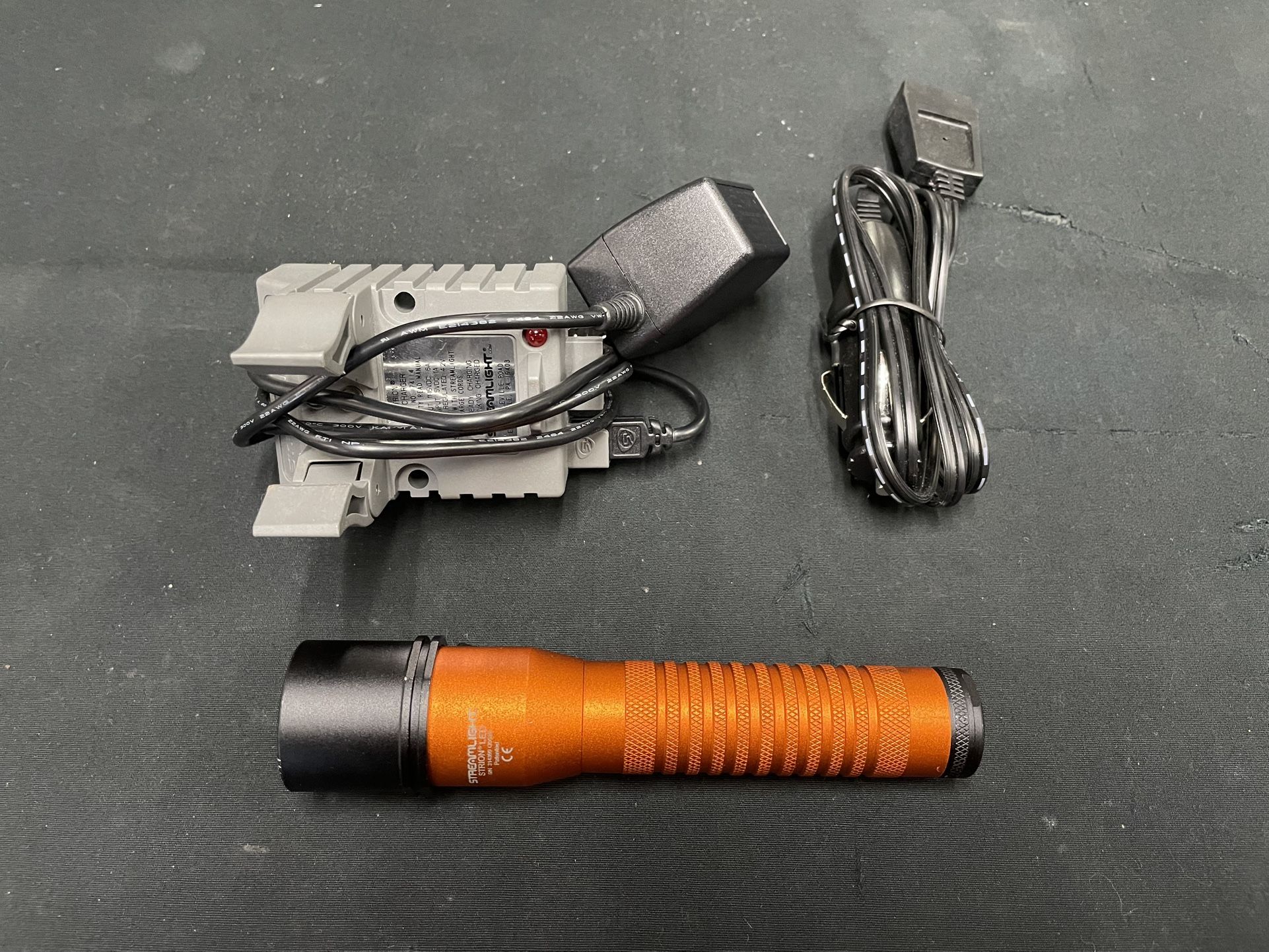 Streamlight Strion LED Flashlight w/Charger