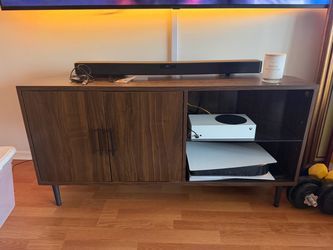 Tv console