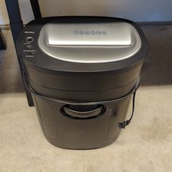 Royal 1212x 12 Sheet Crosscut Shredder