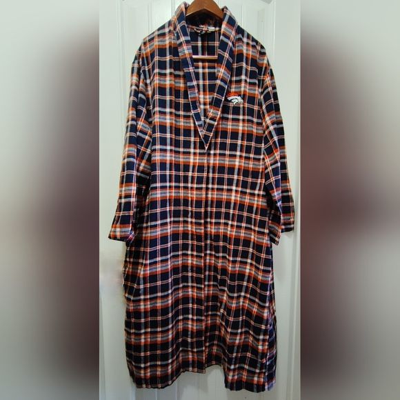 Mens NHL Denver Broncos Flannel Robe One Size