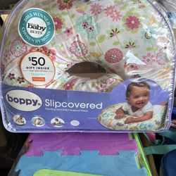 Boppy Baby Nursing And Positioning Pillow 