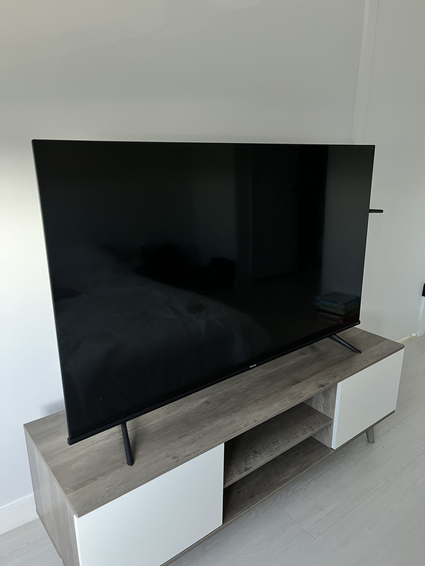 TV Hisense 55”