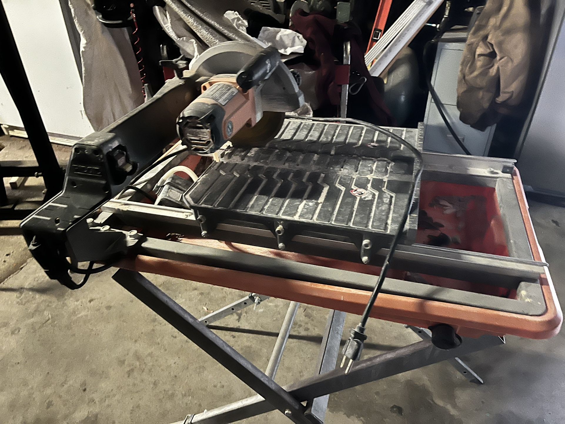 Tile Saw