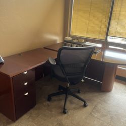Really Nice Office Desks 