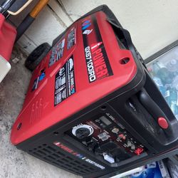 A-iPower 7100W Starting / 5700W Running Dual Fuel Inverter Generator