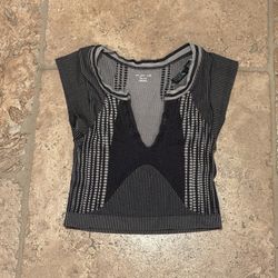 OUT FROM UNDER Black & Gray Knit Stretchy Crop Top Size XS/S