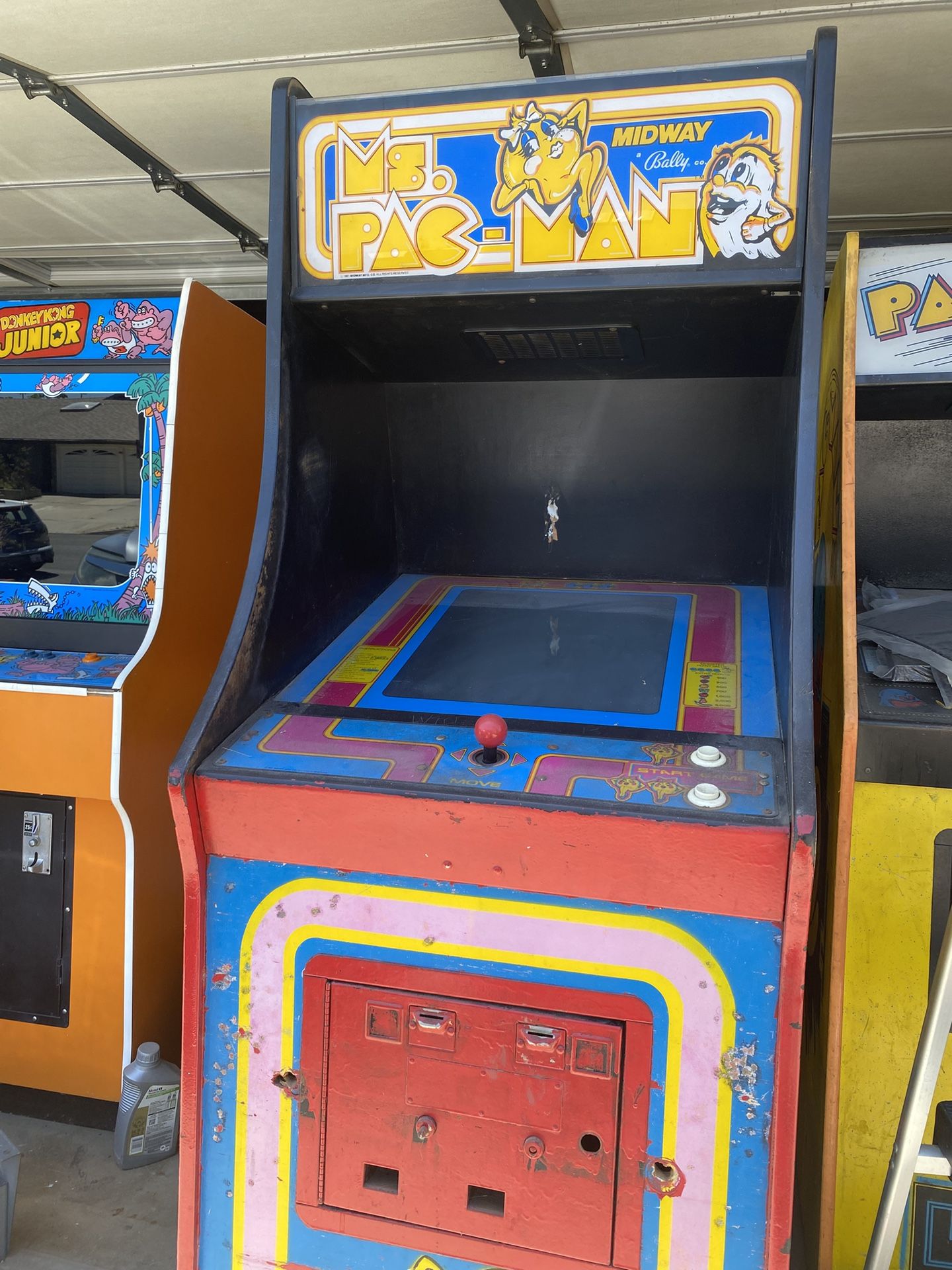 Ms Pac-Man And Pac-Man Arcade Machine