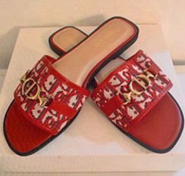 Flip flops size 7
