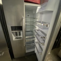 Kitchen Aid Refrigerator 