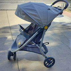 Super practical lightweight stroller for carrying and folding is clean and in good condition.  $ 45 Pick Up Only 